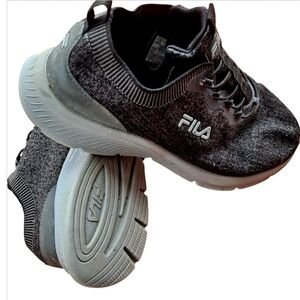 Fila Men's Gray Athletic Shoes